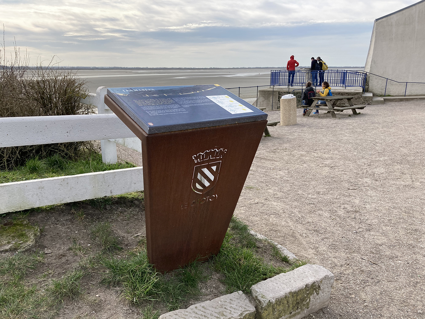 Le-Crotoy-signaletique-patrimoine-acier-corten