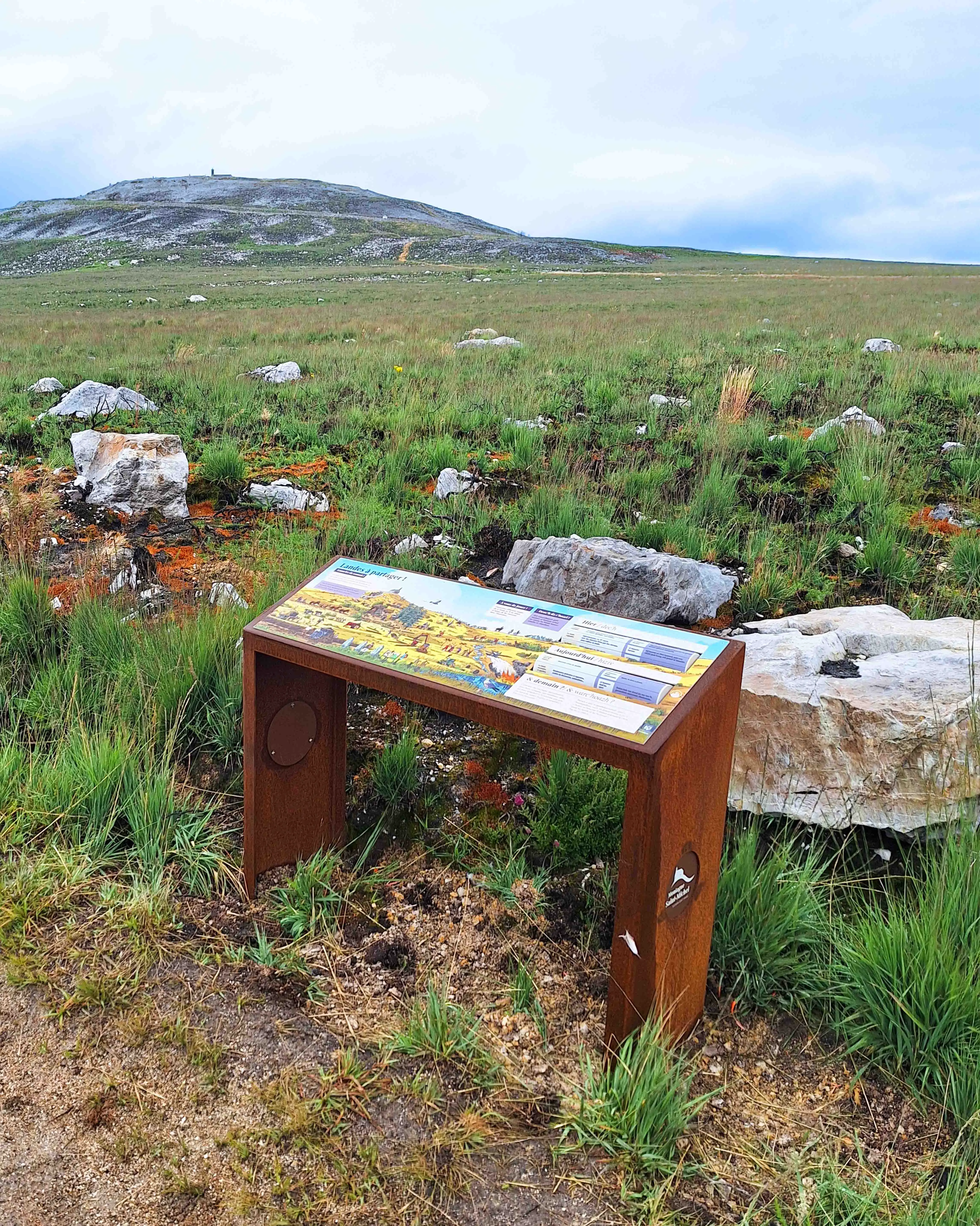 mobilier d'interprétation signalétique du patrimoine.webp