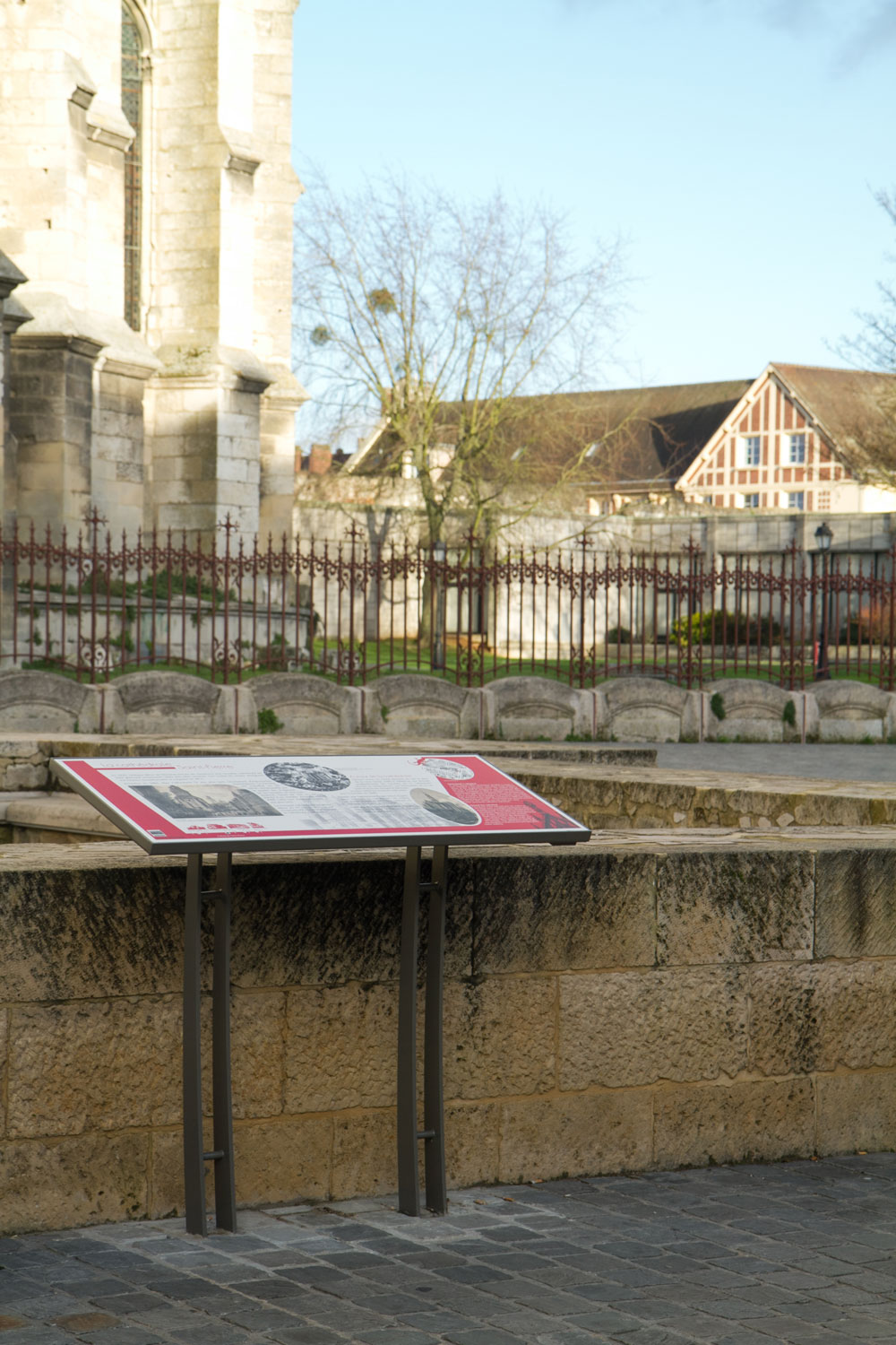 Signaletique_parcours_patrimoine_lave_emaillee