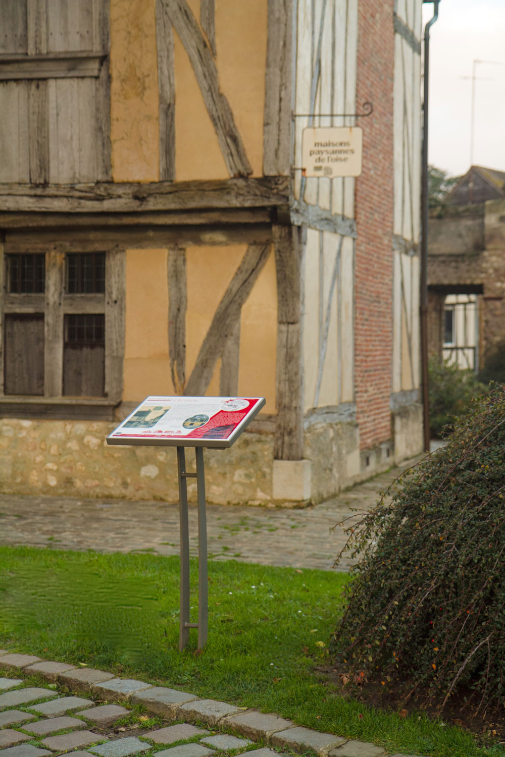 Signaletique_parcours_patrimoine_lave_emaillee