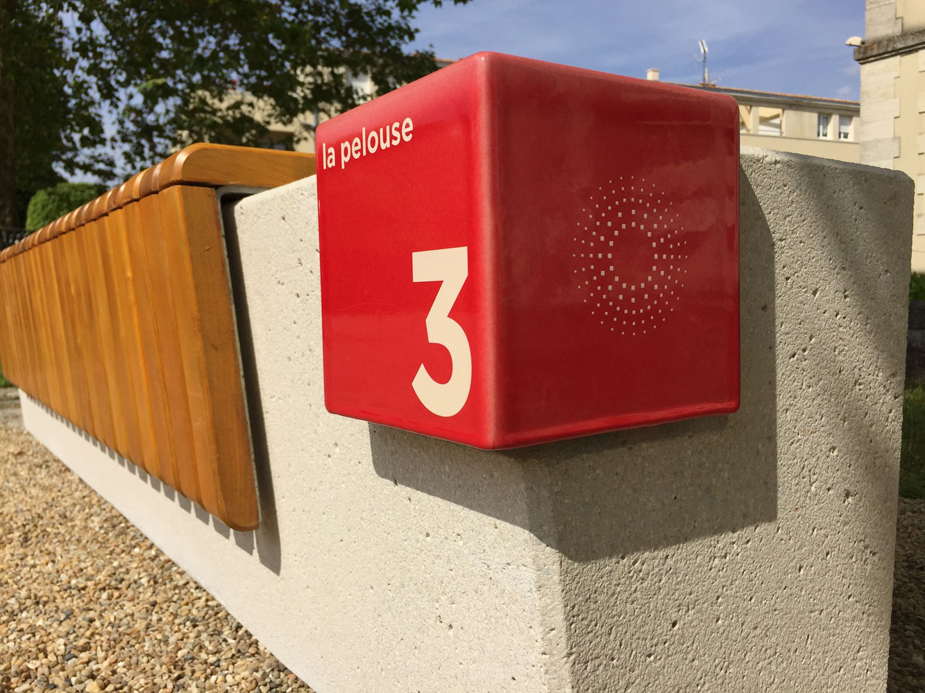 signaletique_site_culturel_patrimoine_tourisme_jalonnement_lave_emailee